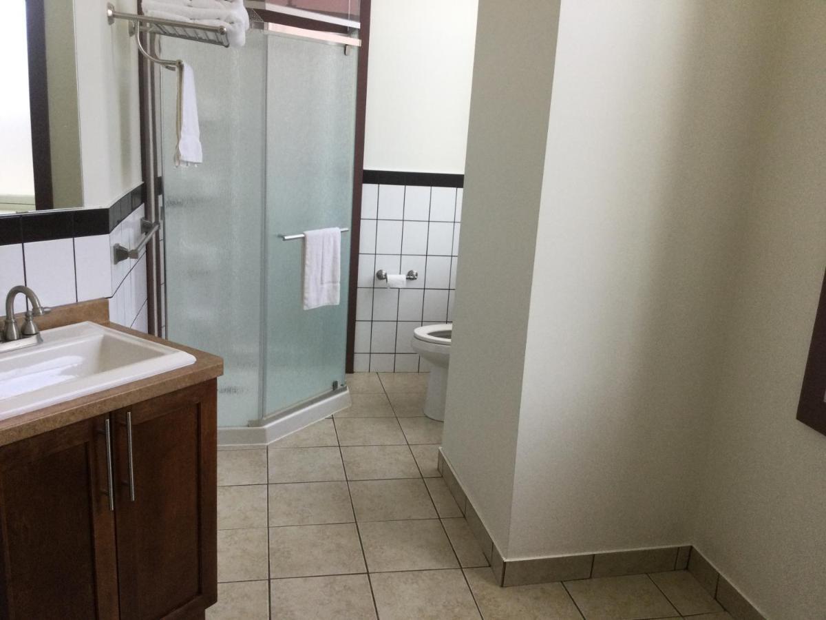 Water Suites Charlottetown Bagian luar foto