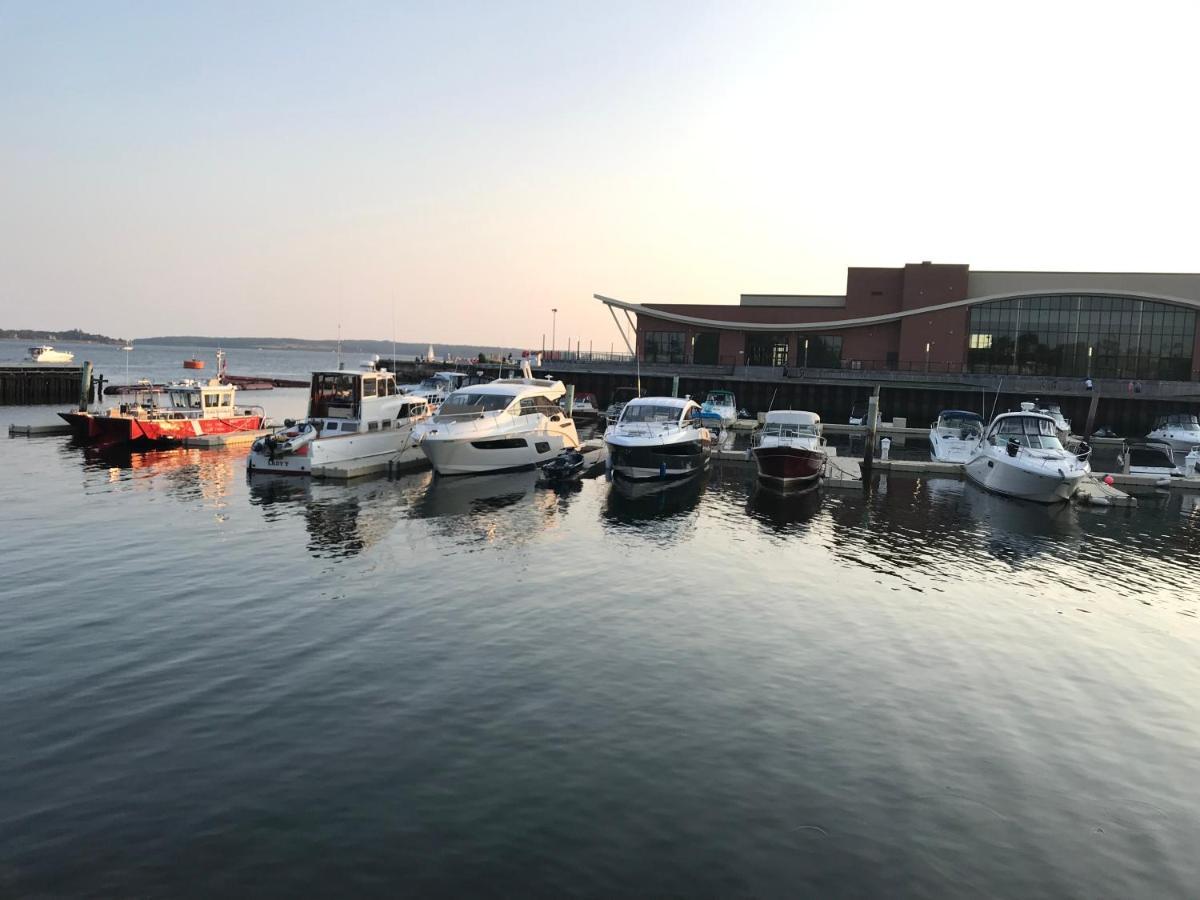 Water Suites Charlottetown Bagian luar foto
