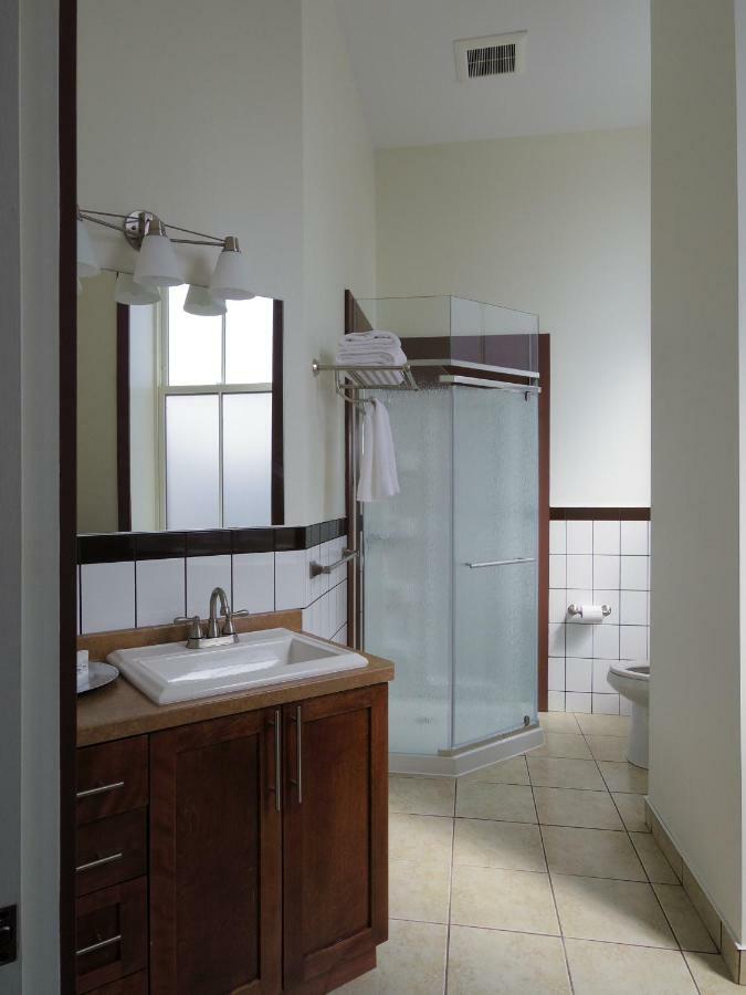 Water Suites Charlottetown Bagian luar foto