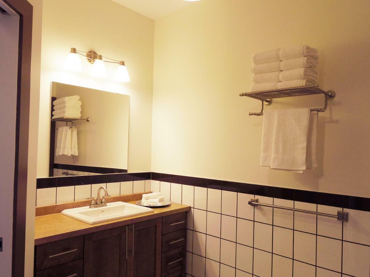 Water Suites Charlottetown Bagian luar foto