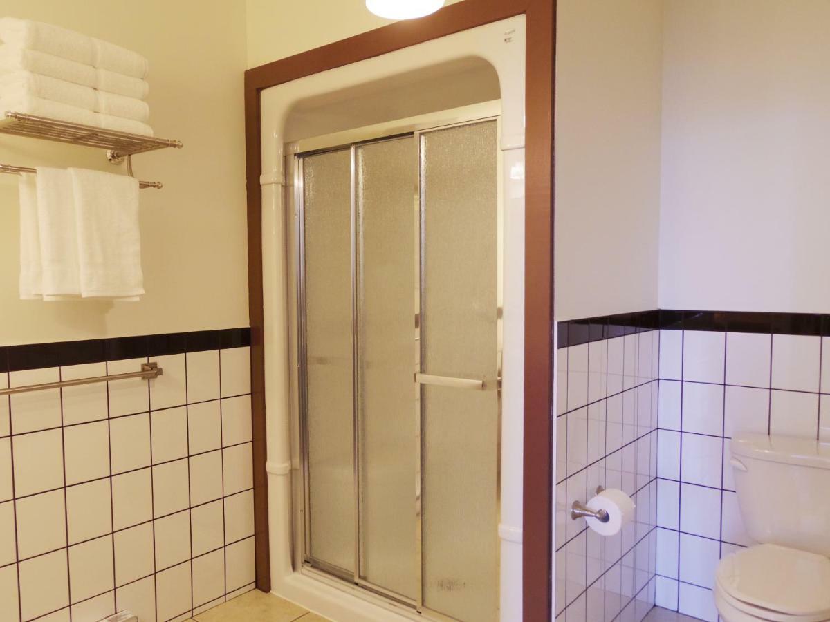 Water Suites Charlottetown Bagian luar foto